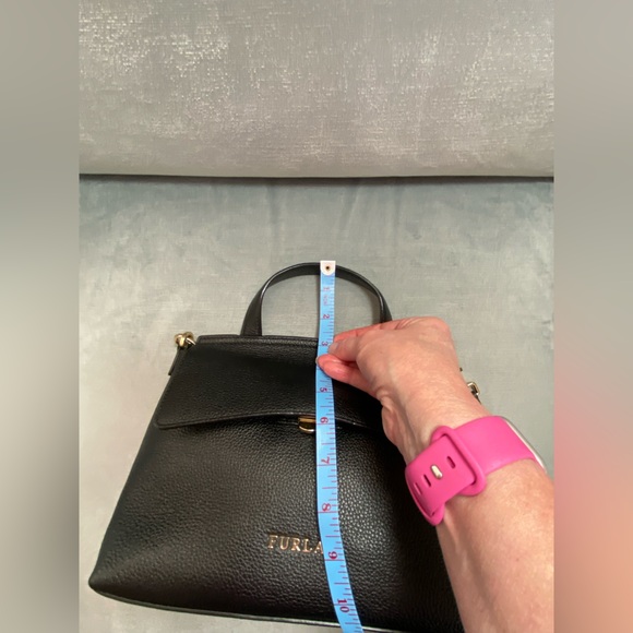 NWOT Furla Niki 2 way bag MSRP $339 pebbled leather. 10.5“ x 8“ x 4“ - Picture 11 of 16